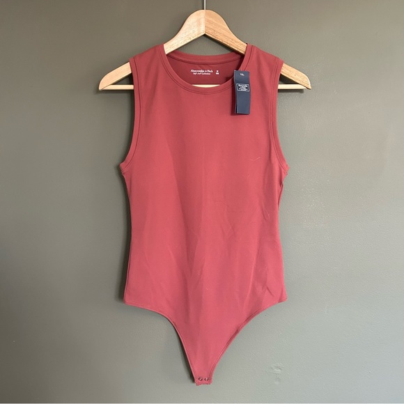 Abercrombie & Fitch Tops - Nwt Abercrombie & Fitch bodysuit size medium